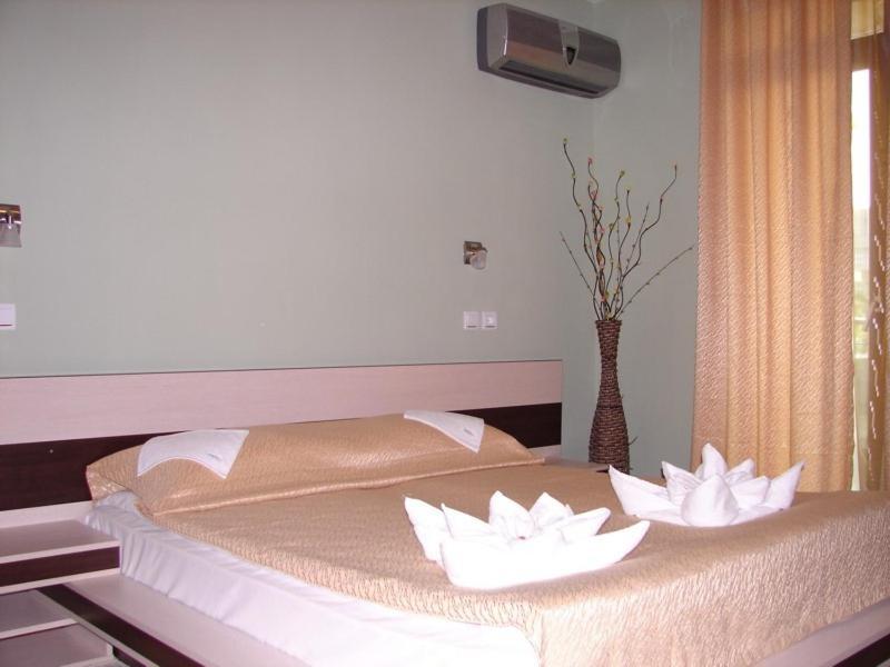 Hotel Amfibia Πριμόρσκο Δωμάτιο φωτογραφία